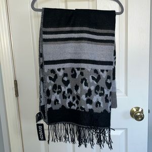 Women’s Scarf